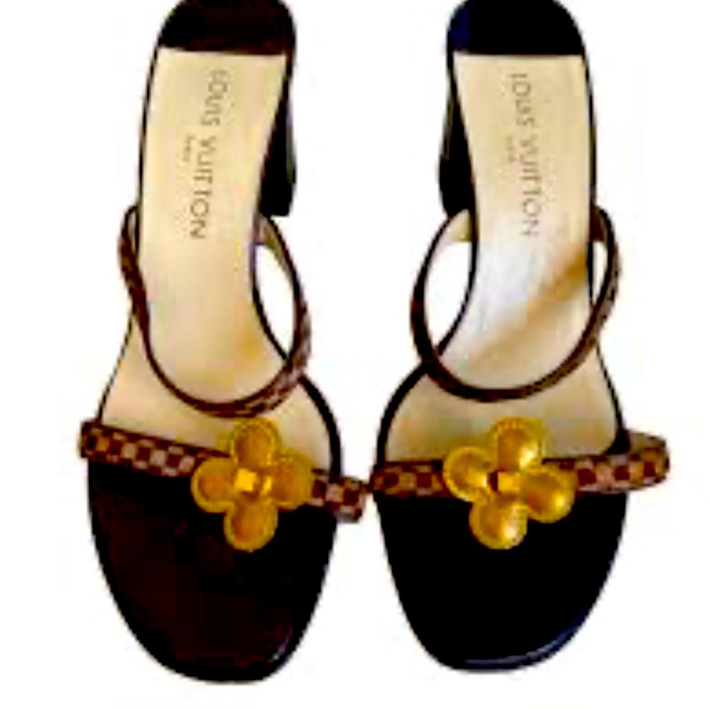VINTAGE LOUIS VUITTON DAMIER CALF HAIR FLOWER HEELS
